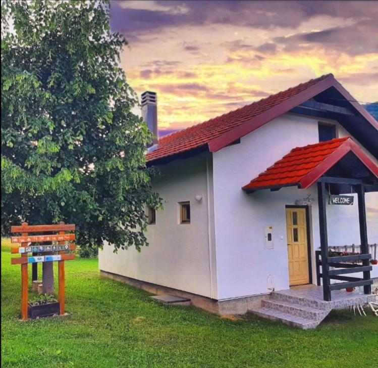 Kosta'S Romantic House Plav Luaran gambar