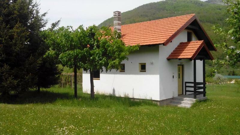 Kosta'S Romantic House Plav Luaran gambar